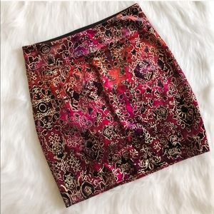 NWOT [ećote] fuchsia velvet skirt with gold print
